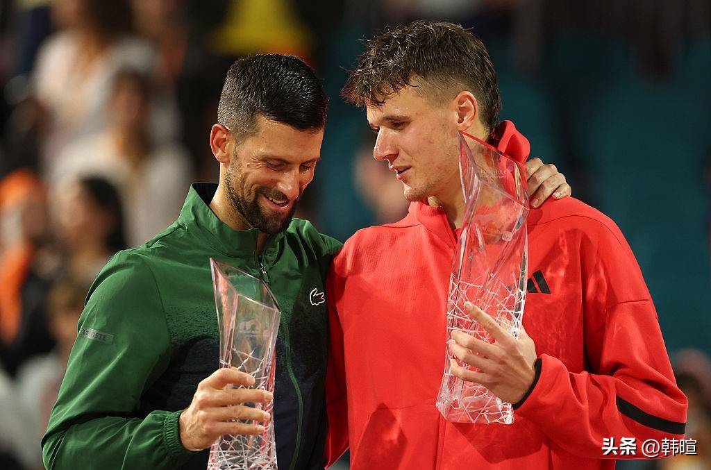 雷速篮球直播-年终总决赛轻取蒙特卡洛大师赛，德约科维奇扛起全队