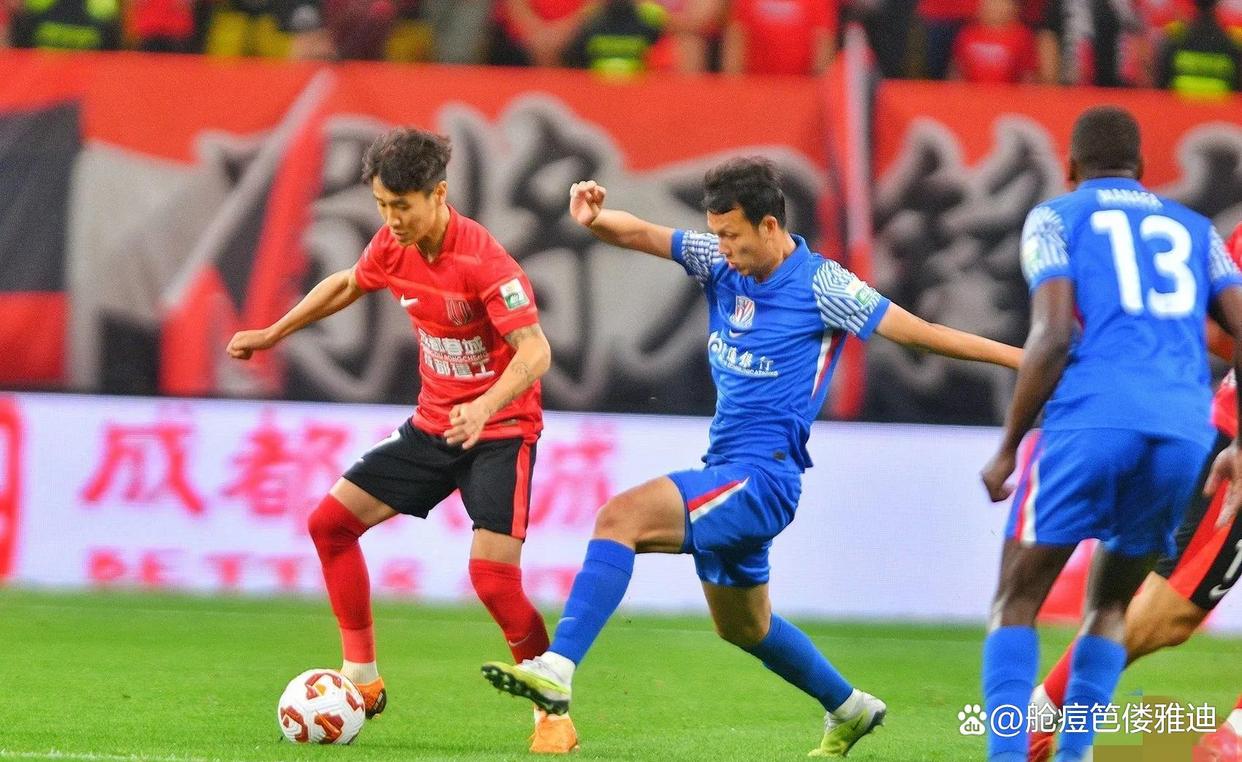 球员在中超比赛中体现出团队合作的重要性 球员在中超比赛中体现出团队合作的重要性