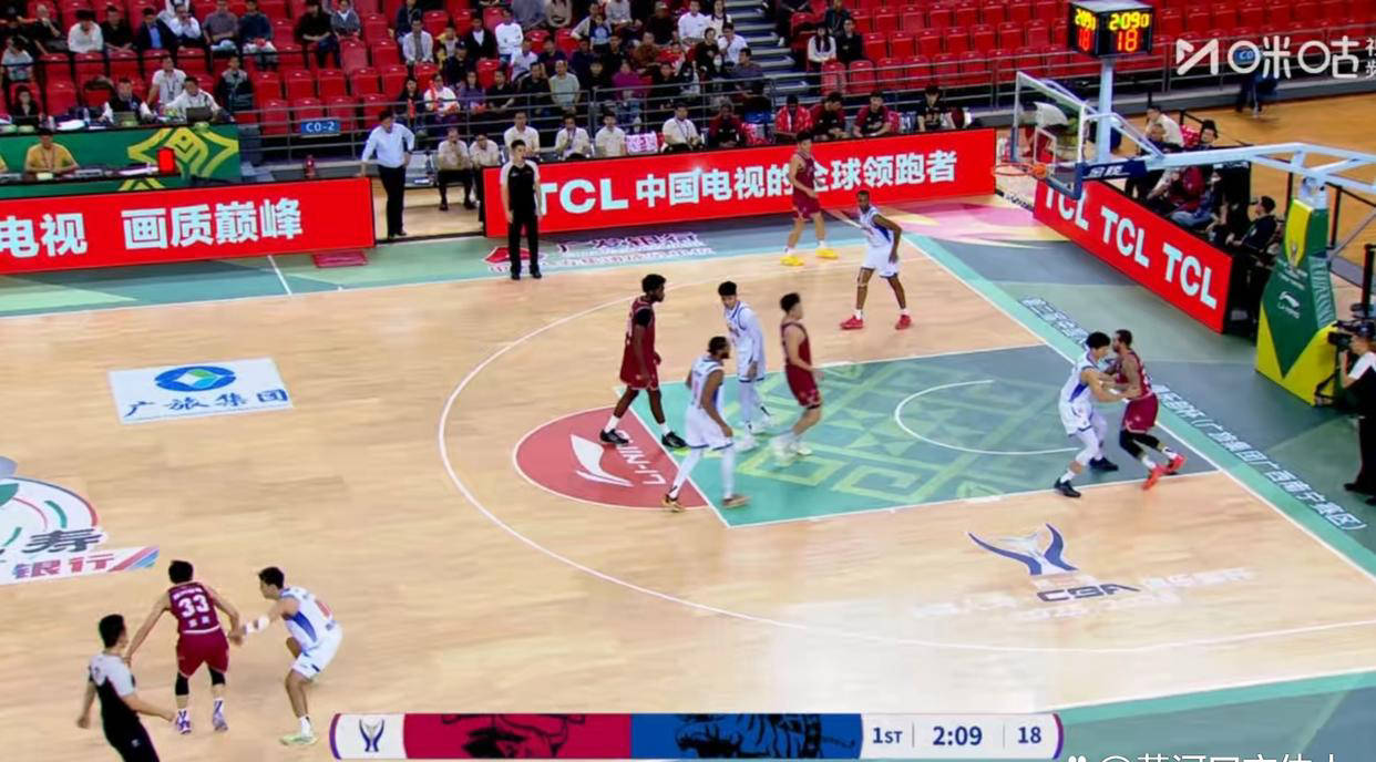 雷速足球直播平台-新疆队力克山东队，詹姆斯点燃赛场