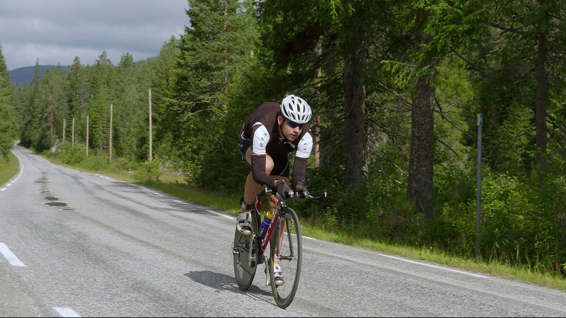 东亚羽坛新格局,日本队力克韩国队,李梓嘉高光表现背后的竞技启示